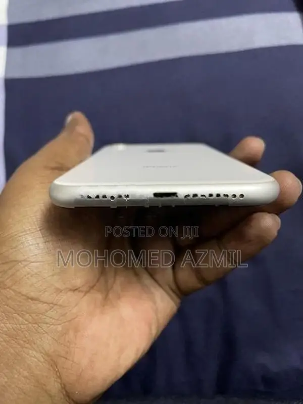 Apple iPhone XR 64GB (Used)