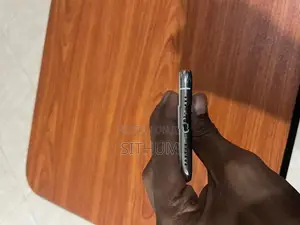 Apple iPhone XS (Used)