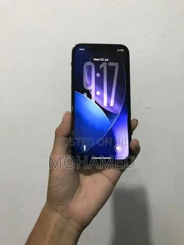 Apple iPhone 12 (Used)