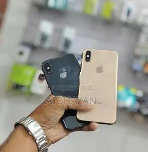 Apple iPhone XS (Used)