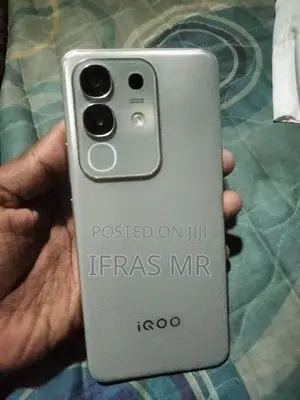 iqoo z10x (Used)
