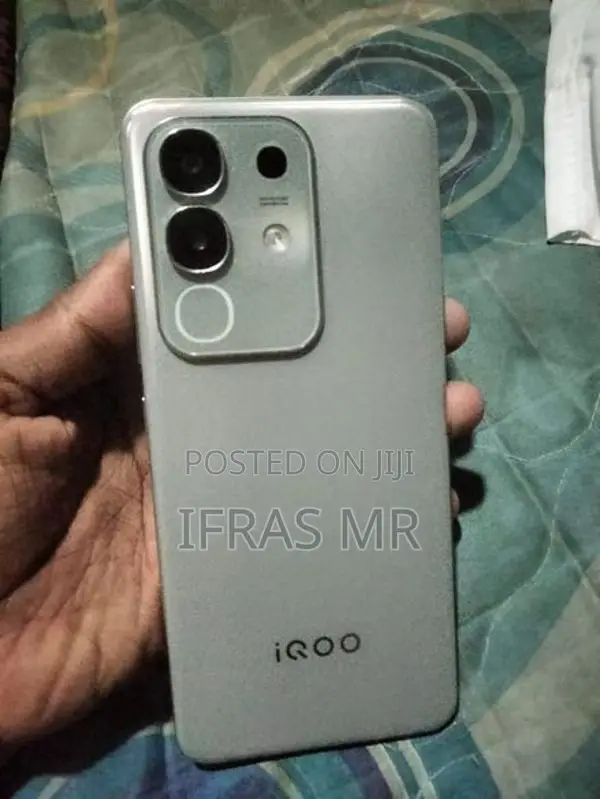 iqoo z10x (Used)