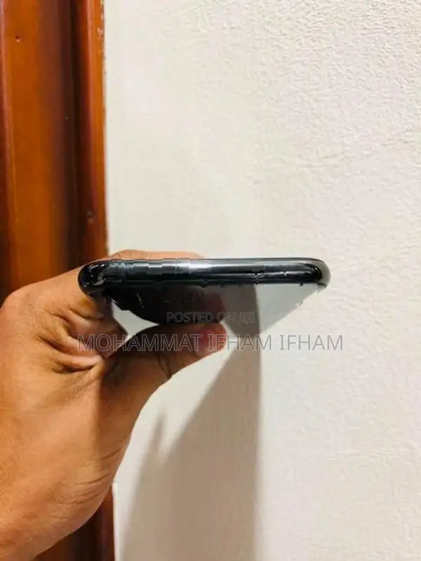 Apple iPhone XS 256GB (Used)