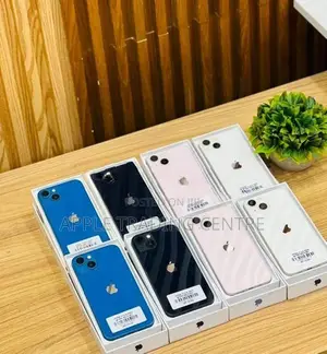 Apple iPhone 13 256GB (Used)