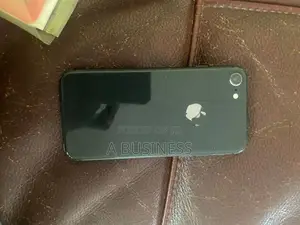 Apple iPhone 8 (Used)