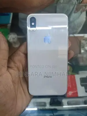 Apple iPhone X (Used)