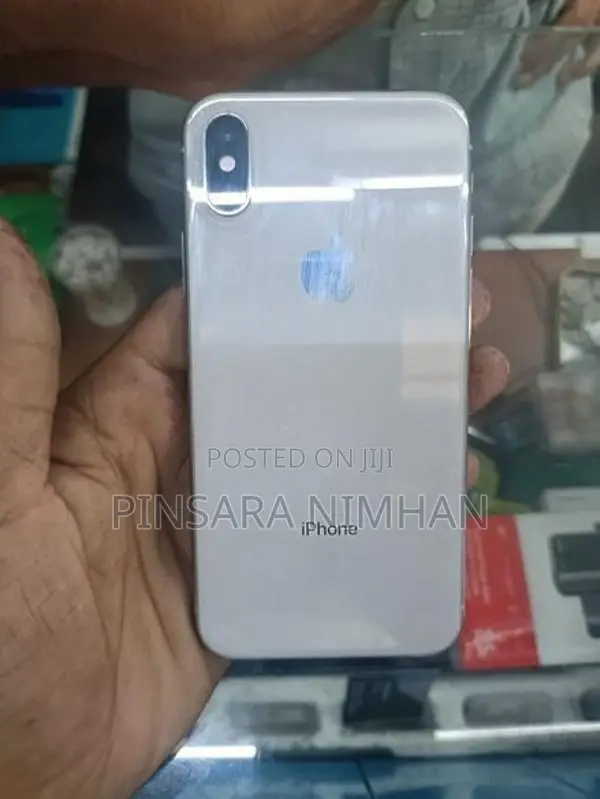 Apple iPhone X (Used)