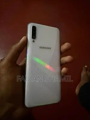 Samsung Galaxy A50 (Used)