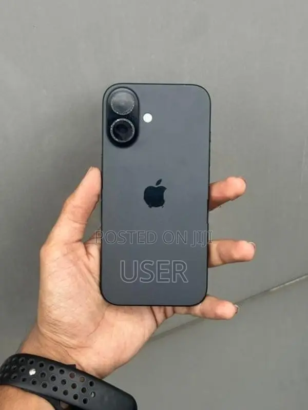 Apple iPhone 16 (Used)