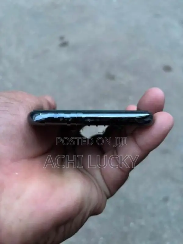 Apple iPhone 11 Pro (Used)