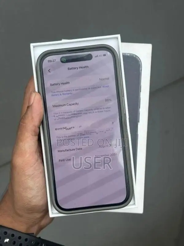 Apple iPhone 16 (Used)
