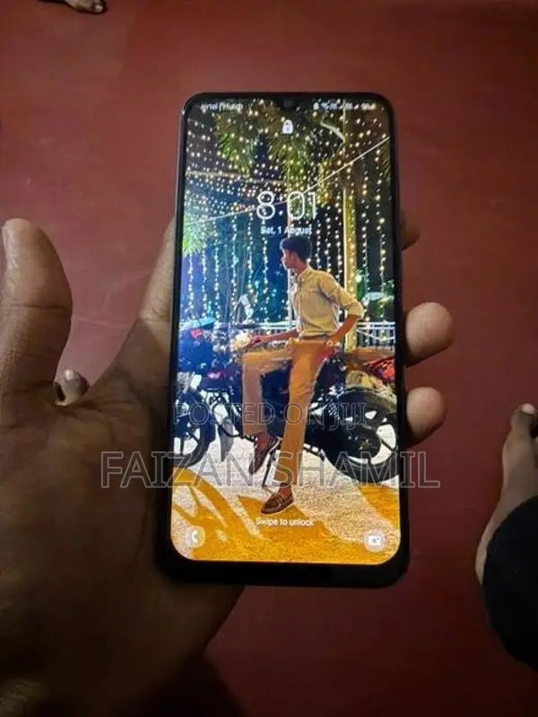 Samsung Galaxy A50 (Used)