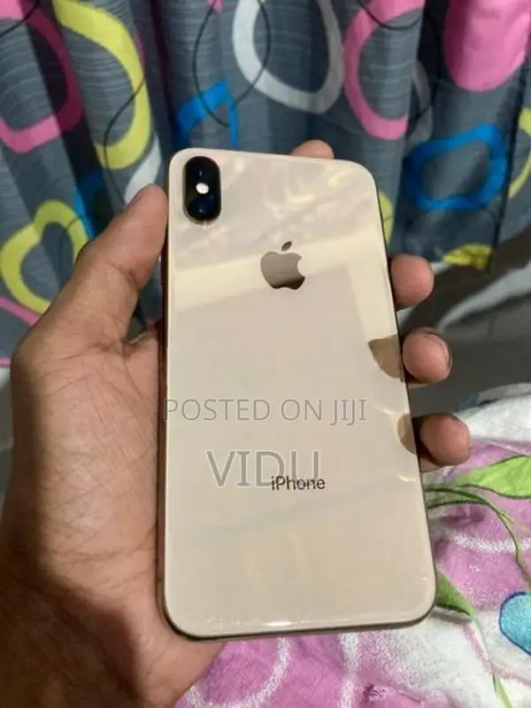 Apple iPhone XS (Used)