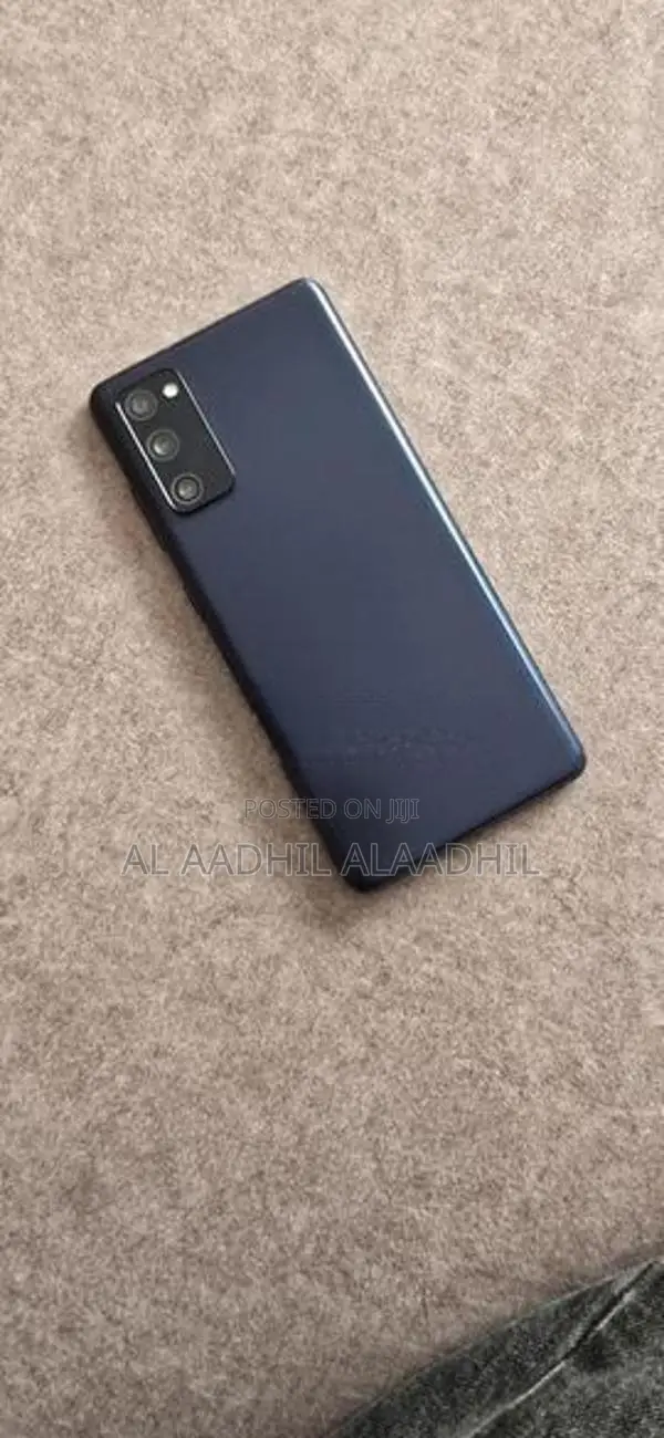 Samsung Galaxy S20FE (Used)