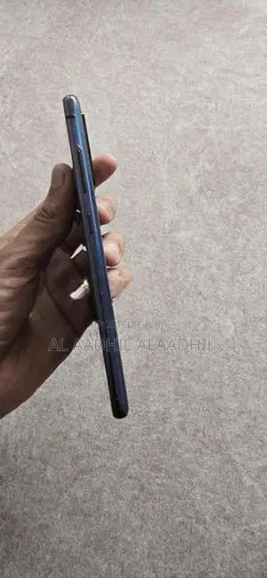 Samsung Galaxy S20FE (Used)