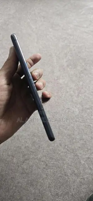 Samsung Galaxy S20FE (Used)