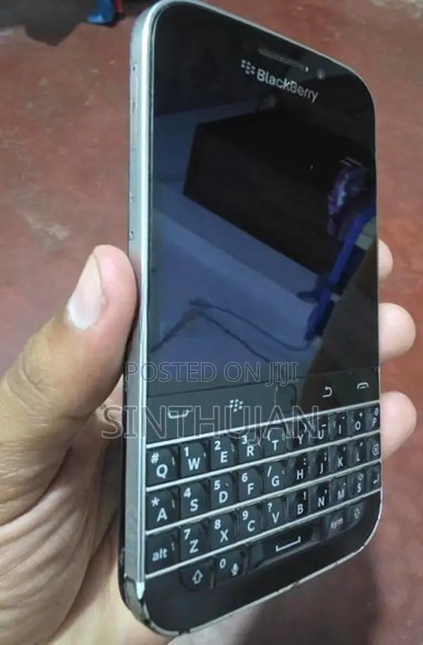 BlackBerry Classic (Used)