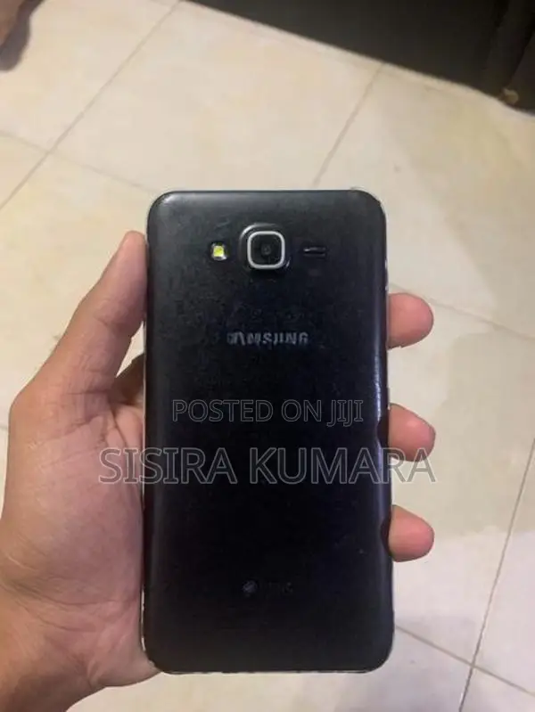 Samsung Galaxy J7 (Used)