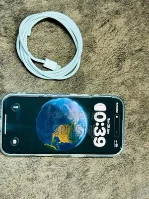 Apple iPhone 16 (Used)