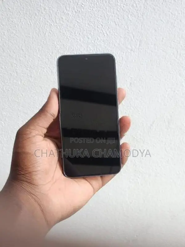 Samsung Galaxy S23 (Used)
