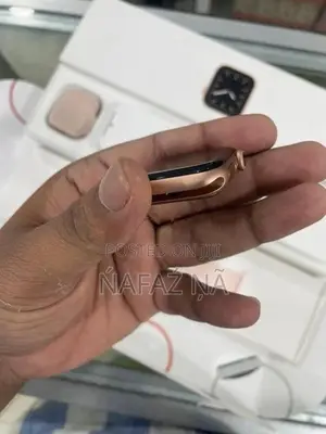 Apple iWatch Series 5