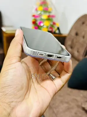 Apple iPhone 16 (Used)