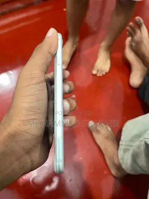 Apple iPhone 8 (Used)