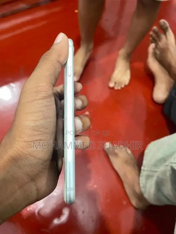 Apple iPhone 8 (Used)