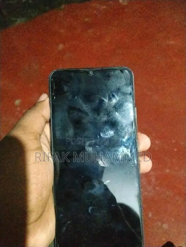 Realme C11 (Used)