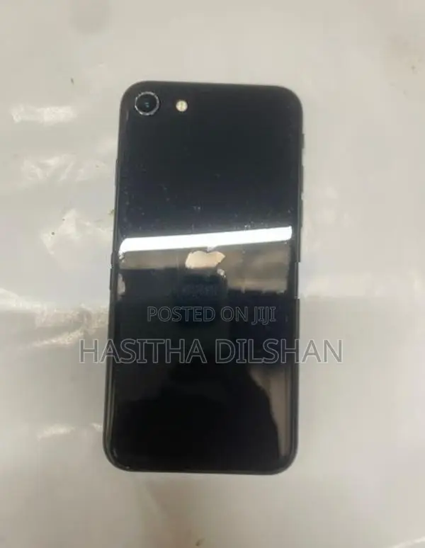 Apple iPhone SE 2 (Used)
