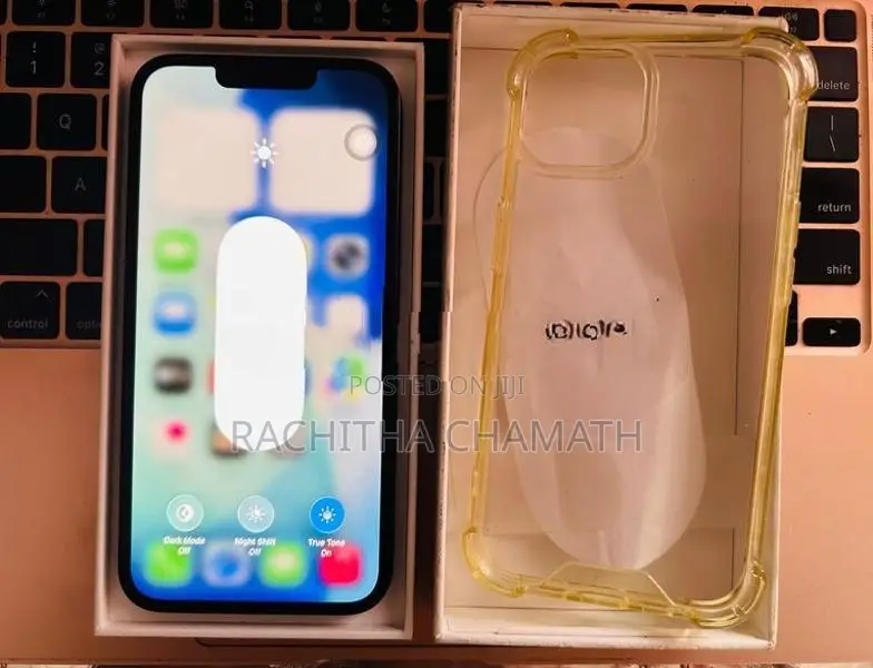 Apple iPhone 16e (Used)
