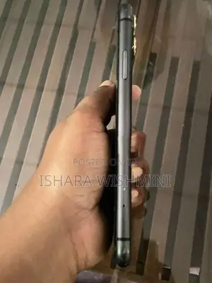 Apple iPhone 11 (Used)