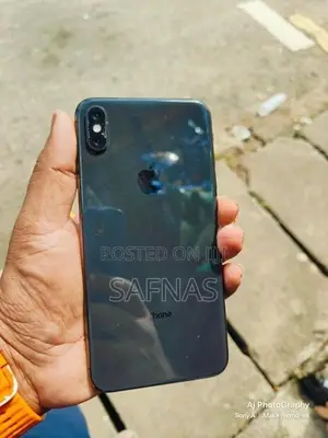 Apple iPhone XS Max 256GB (Used)