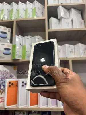 Apple iPhone SE 2 128GB (Used)