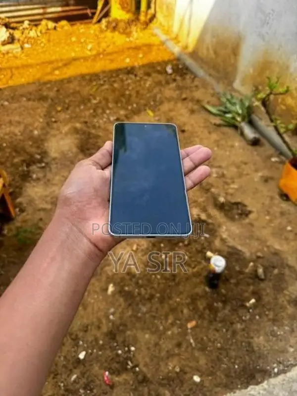 Samsung Galaxy S25 Edge (Used)