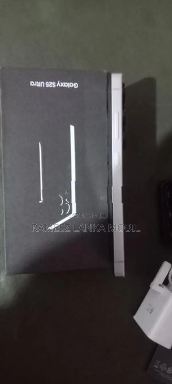 Samsung Galaxy S25 Ultra (Used)