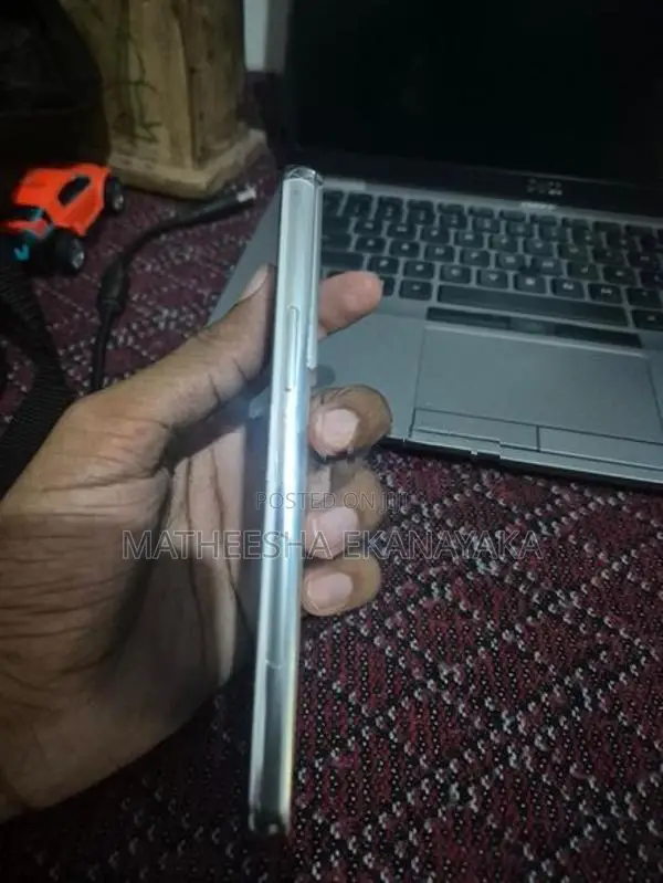 Samsung Galaxy S22 8GB 256GB (Used)