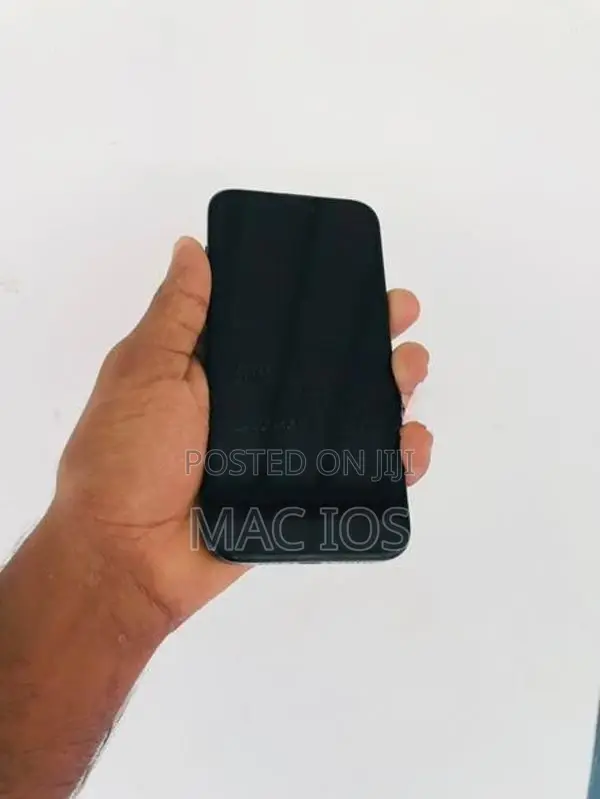 Apple iPhone 15 Pro Max 512GB (Used)