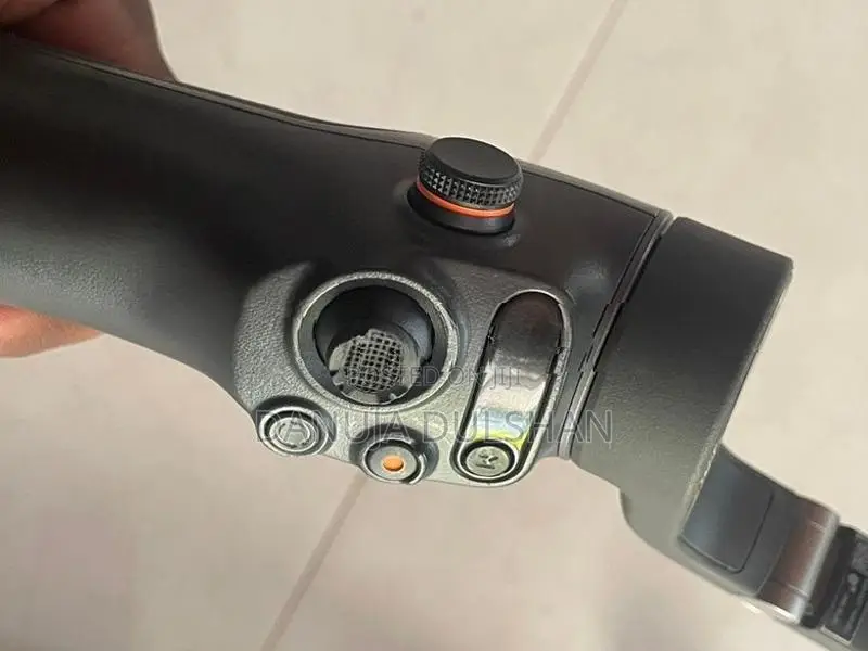 DJI Osmo Mobile 6