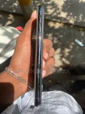 Apple iPhone X (Used)