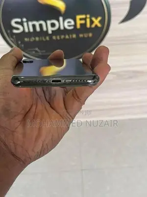 Apple iPhone X (Used)