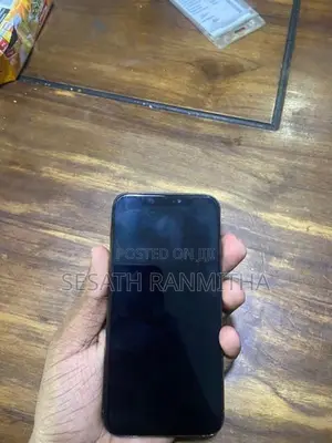 Apple iPhone XS 256GB (Used)