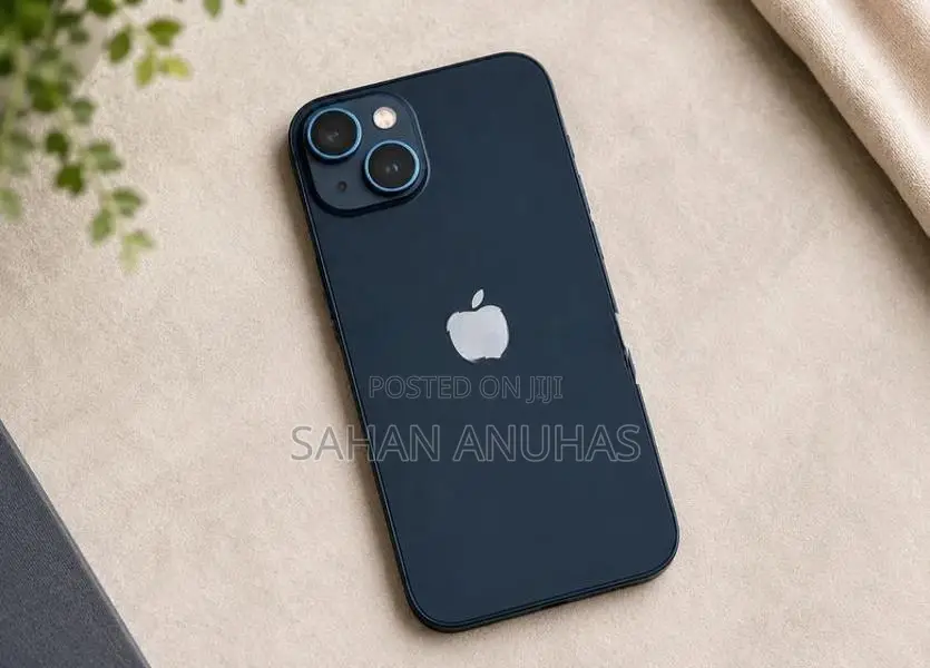 Apple iPhone 13 (Used)