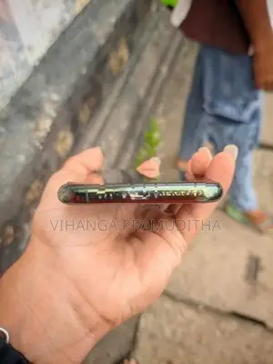 Apple iPhone 11 Pro (Used)