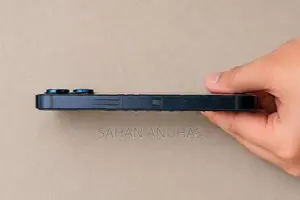Apple iPhone 13 (Used)