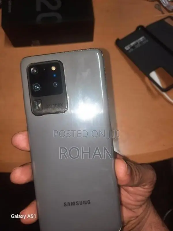 Samsung Galaxy S20 Ultra (Used)