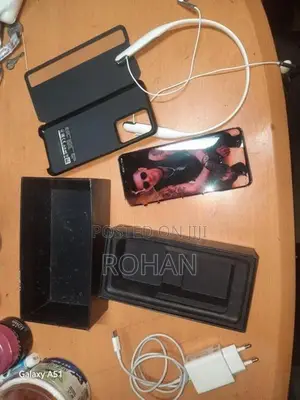 Samsung Galaxy S20 Ultra (Used)