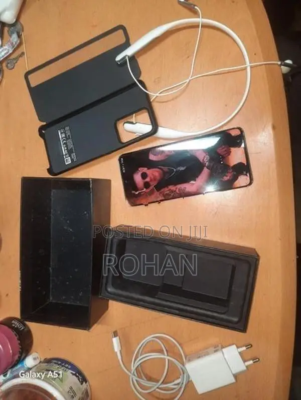 Samsung Galaxy S20 Ultra (Used)