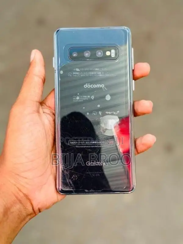 Samsung Galaxy S10 (Used)