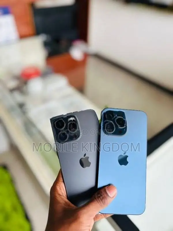 Apple iPhone 15 Pro 128GB (Used)